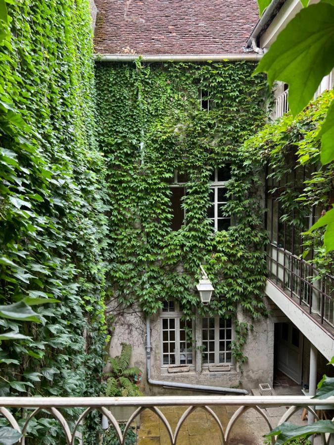 La Verriere - Chambre D'Hotes Et Gite De Charme Poligny  Exteriör bild